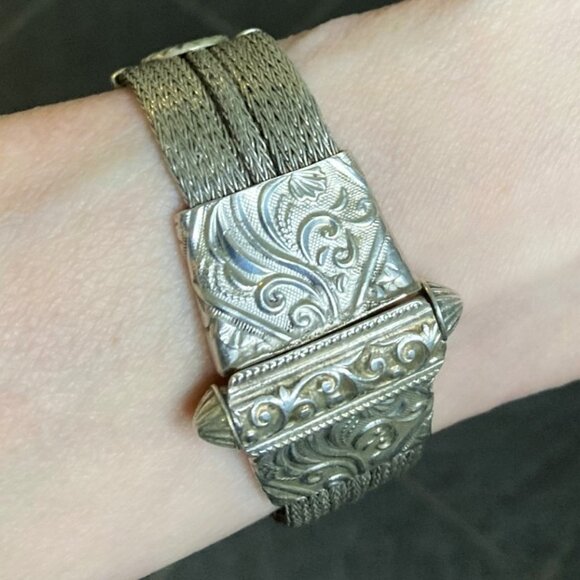 Midcentury traditional woven silver bracelet from South India - Picture 3 of 6